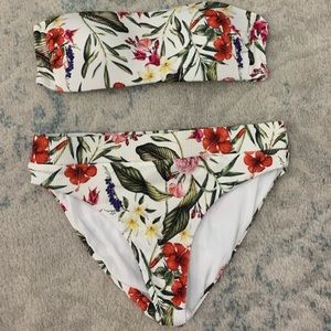 2 piece Floral swimsuit, medium
